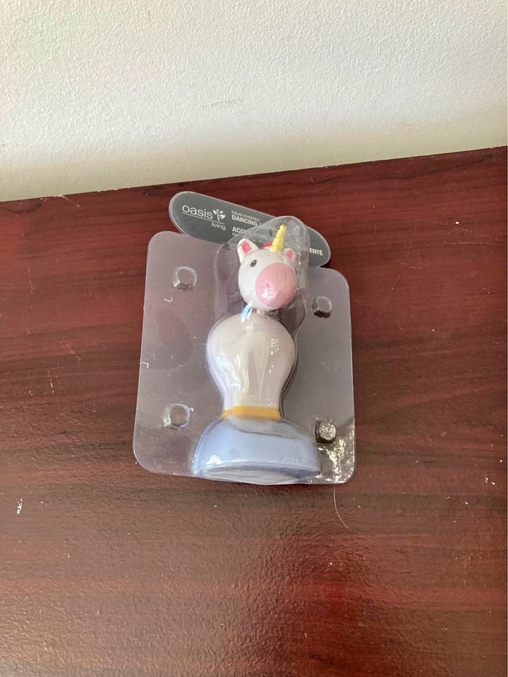 Solar Powered Dancing Unicorn – Dashboard / Window Decor (New)
