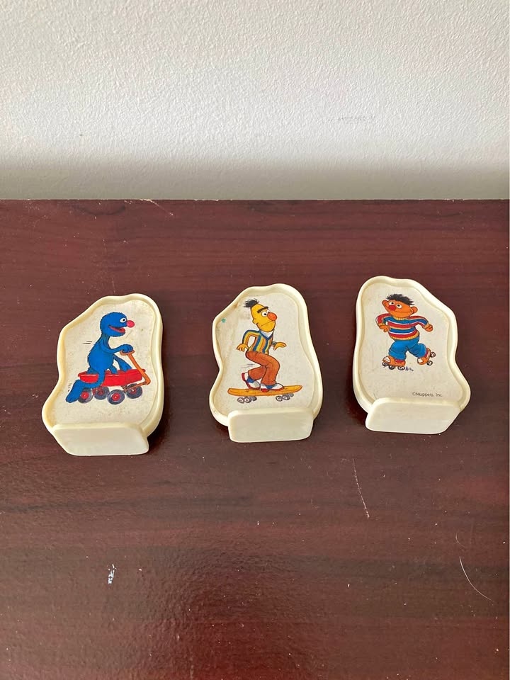 Vintage Sesame Street Peg Stand Figures – Grover, Bert & Ernie (