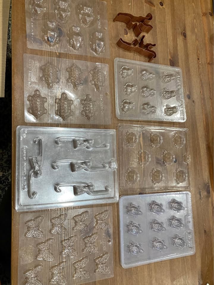Bulk Chocolate & Candy Molds – Animals, Butterflies, Figures (Lo