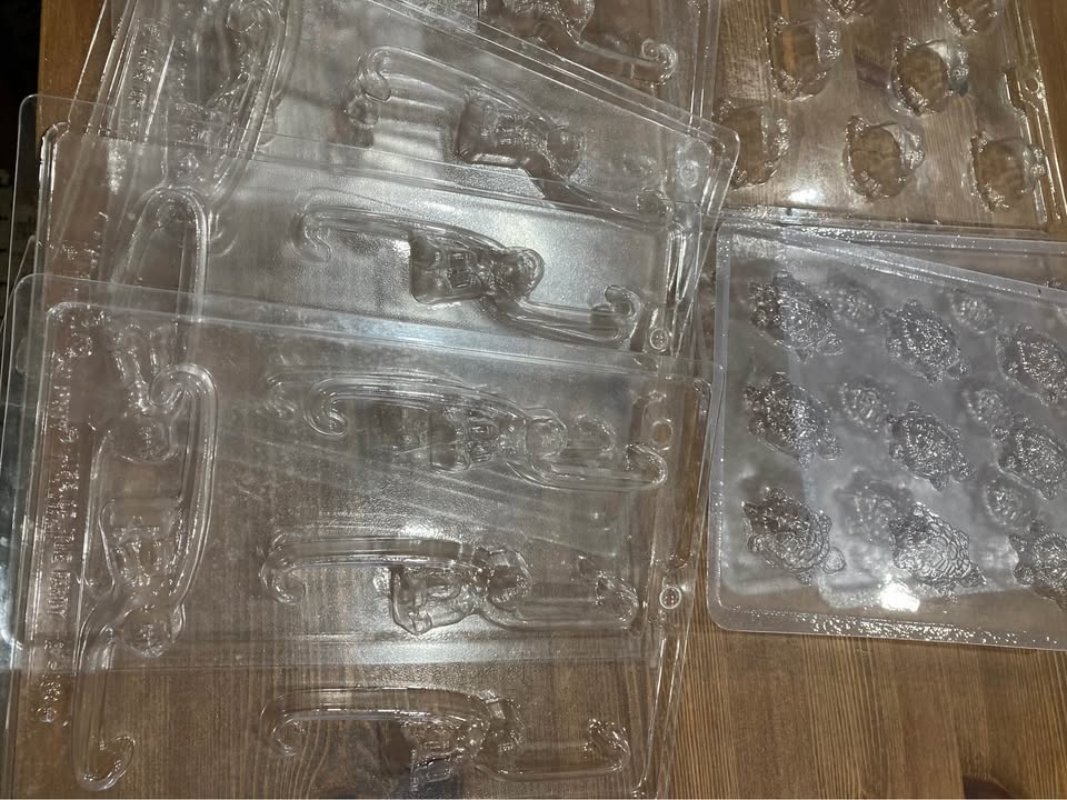 Bulk Chocolate & Candy Molds – Animals, Butterflies, Figures (Lo - photo 4