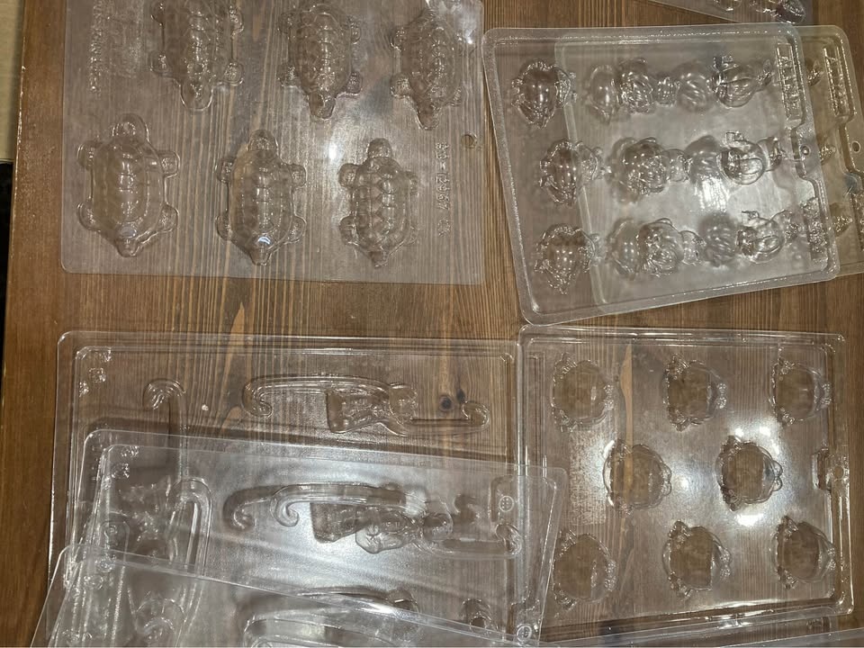 Bulk Chocolate & Candy Molds – Animals, Butterflies, Figures (Lo - photo 5