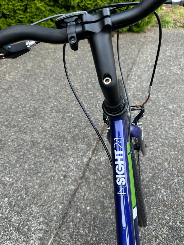Diamondback Insight Kids Hybrid Bike 24" - photo 2