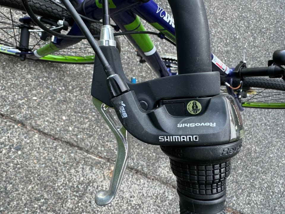Diamondback Insight Kids Hybrid Bike 24" - photo 3