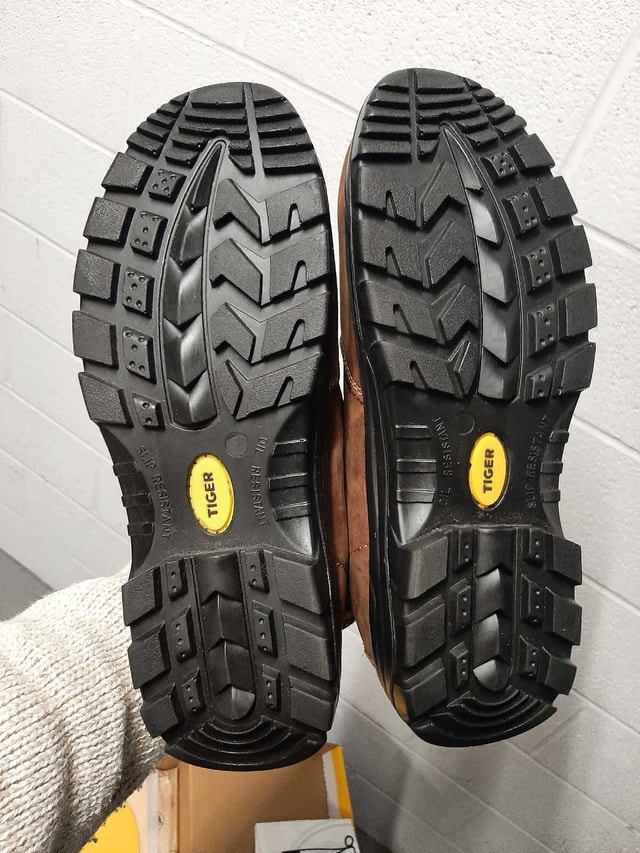 Tiger construction boots new - photo 3