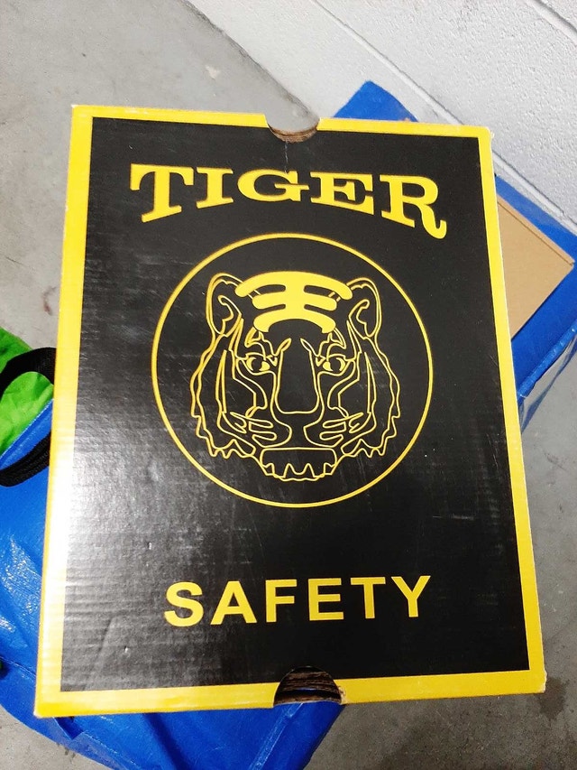 Tiger construction boots new - photo 4