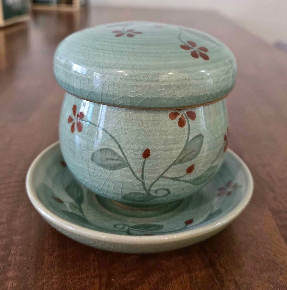 Korean ceramic tea infuser with match saucer