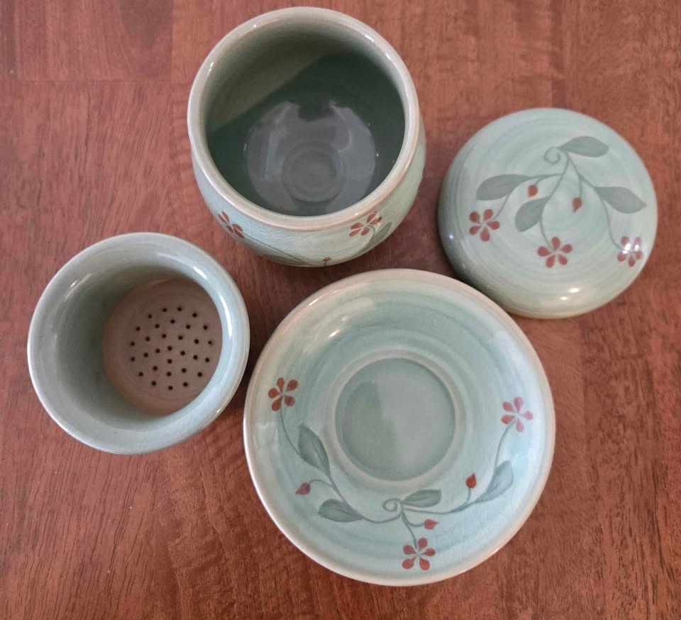 Korean ceramic tea infuser with match saucer - photo 4