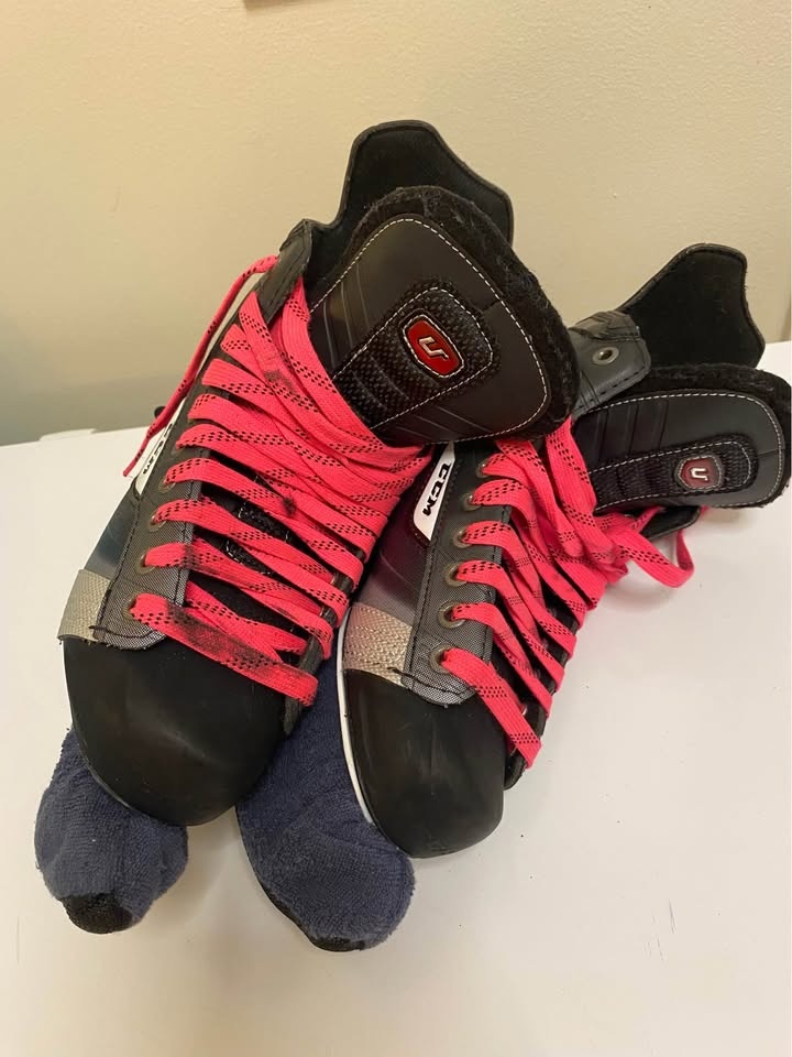Skates