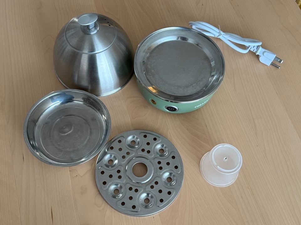 Electric stainless steel egg cooker - photo 2