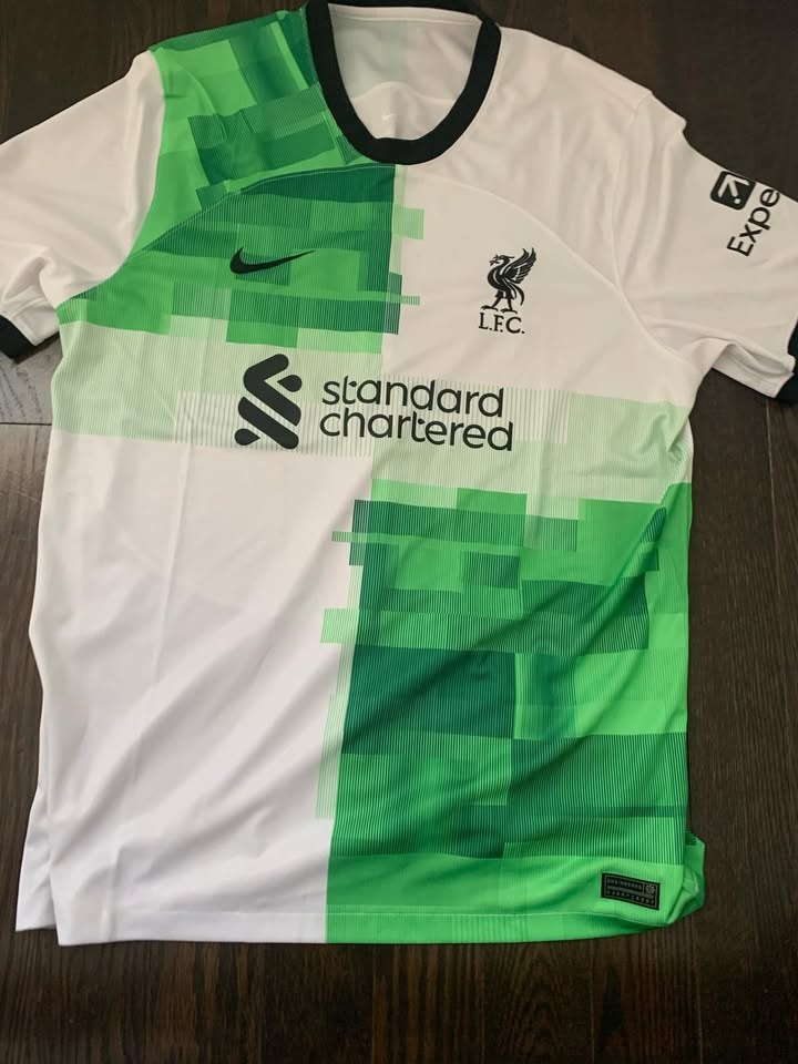 Liverpool FC Soccer Jersey - photo 4