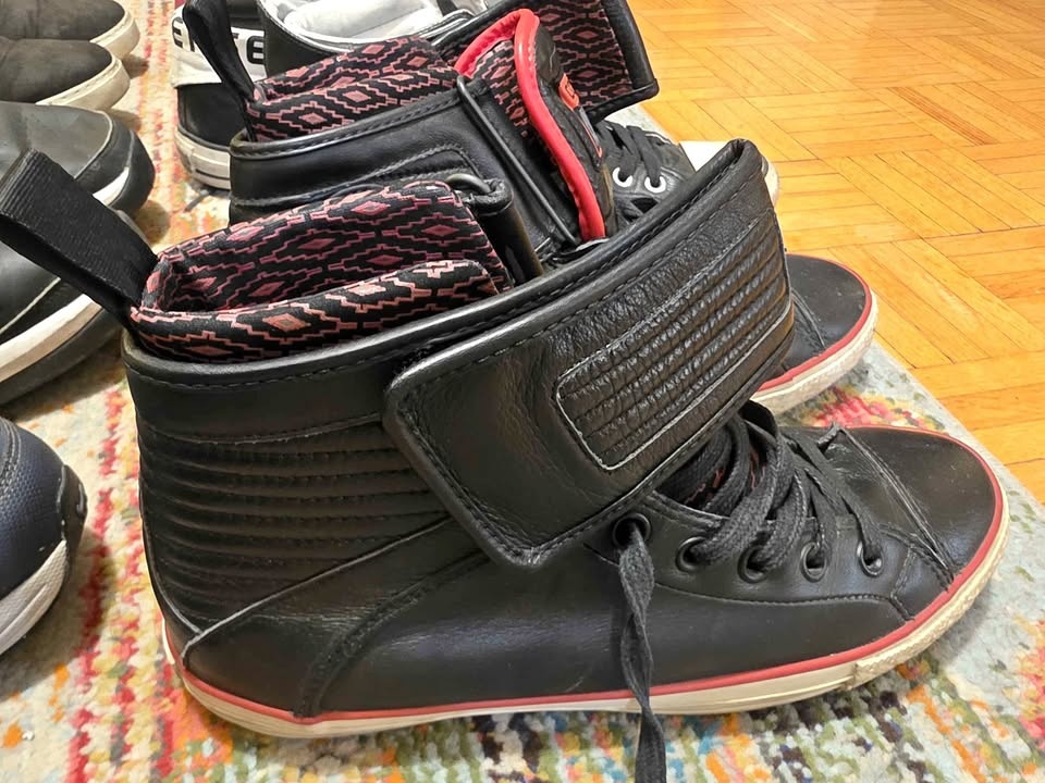 Converse 9.5 size