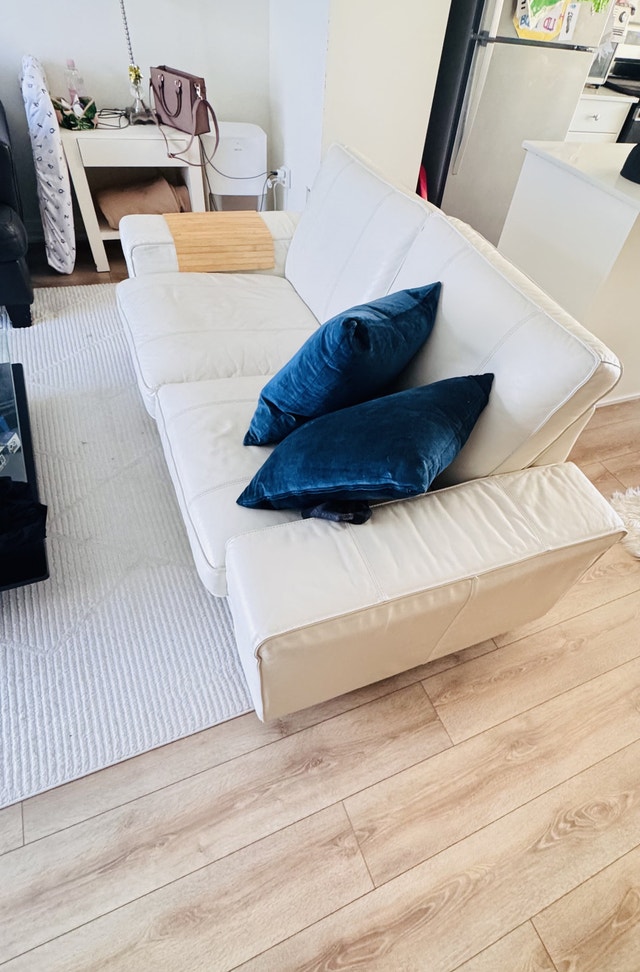 ikea Kivik Loveseat leather cream / off white color