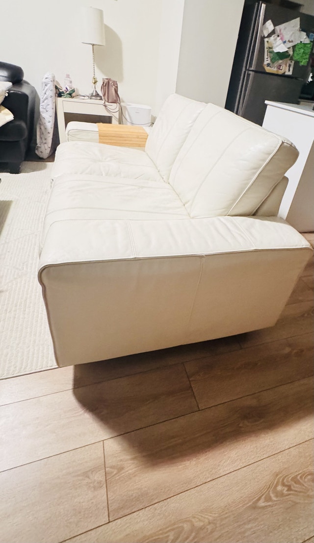 ikea Kivik Loveseat leather cream / off white color - photo 3