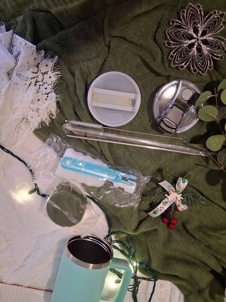 40oz Mint Green Tumbler with Accessories - photo 3