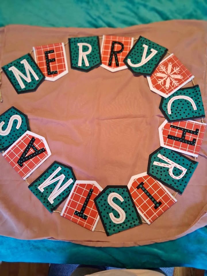 Felt Christmas Sign