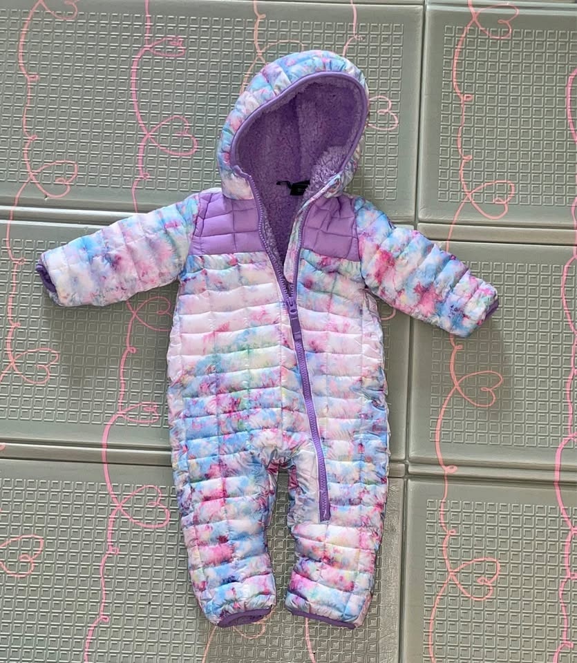 Snozu Snowsuit 9-12 Months