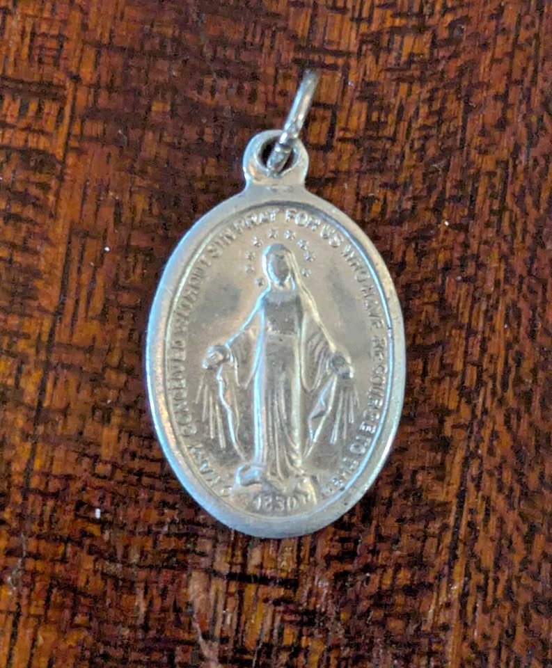 Vintage Miraculous Medal of the Virgin Mary