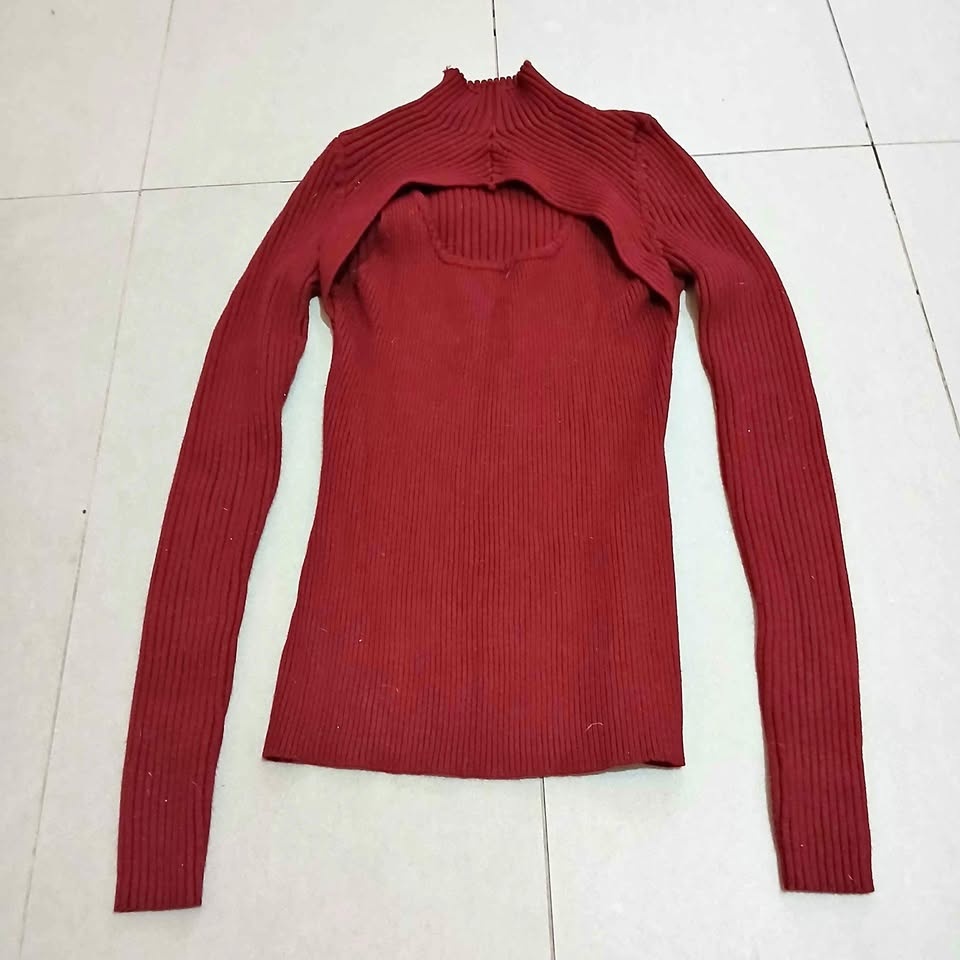 Red Cut out Mockneck Christmas Sweater #Gifting