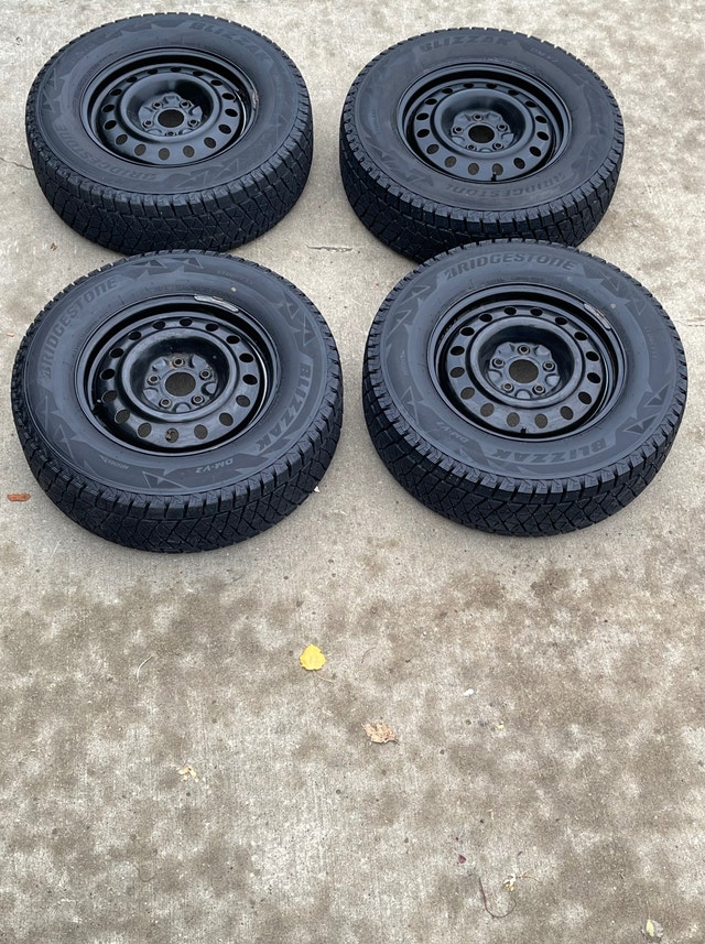 Bridgestone Blizzak winter tires 245/70R17 110S