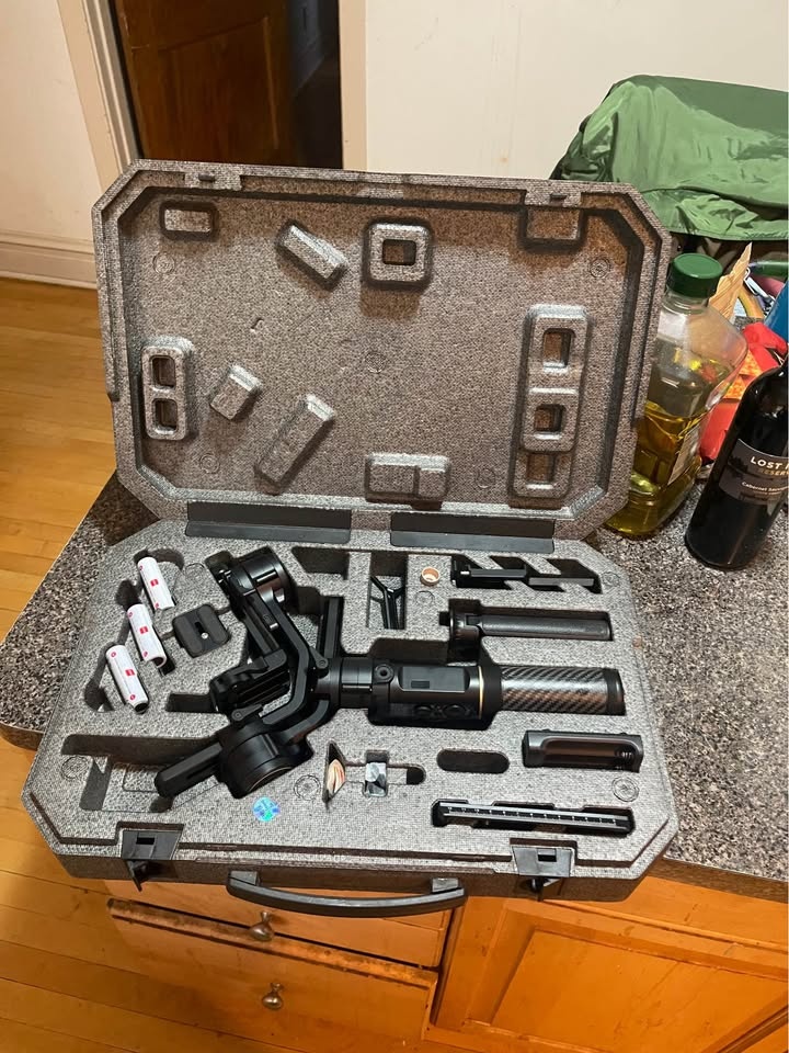 Zhiyun Crane 2s 3-Axis Handheld Gimbal Stabilizer - photo 2