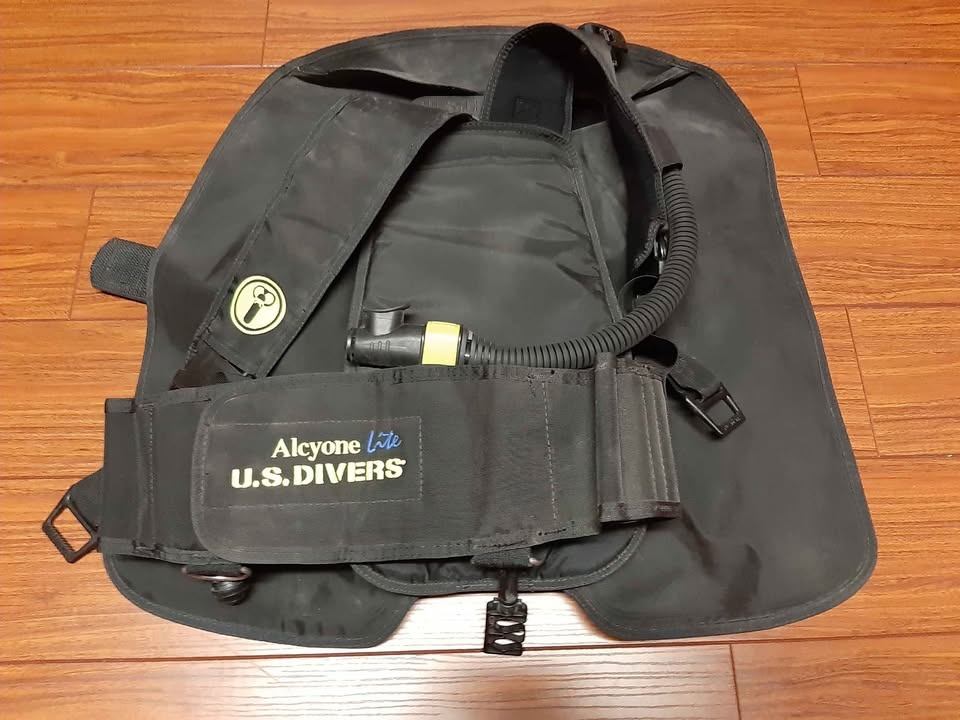 Womens BCD Small
