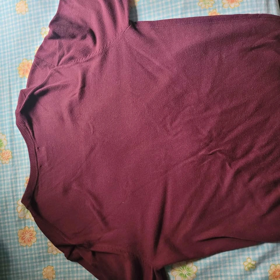 Maroon sweater - photo 3