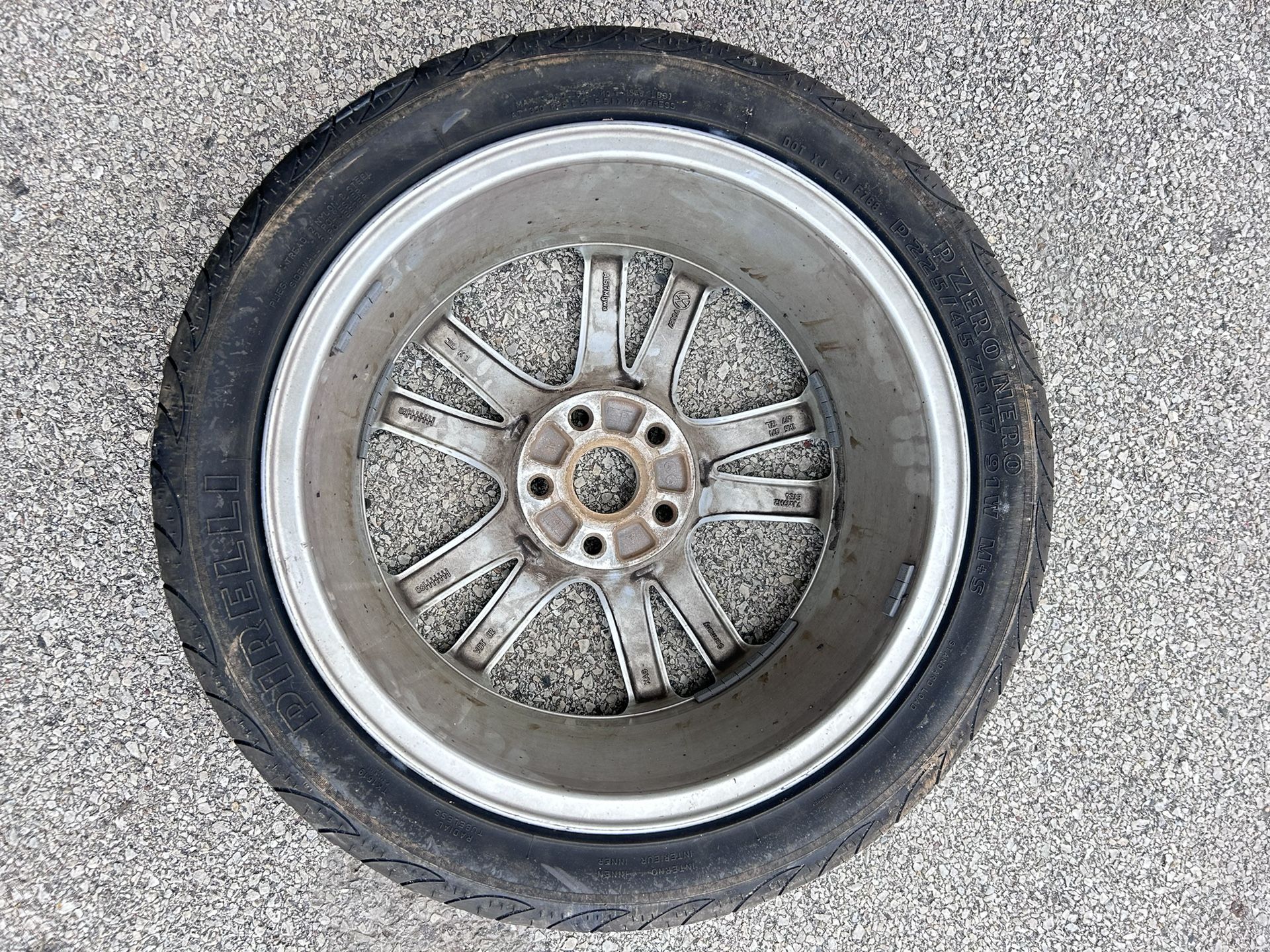 2010-2014 Volkswagen Golf Rim Tire - photo 2