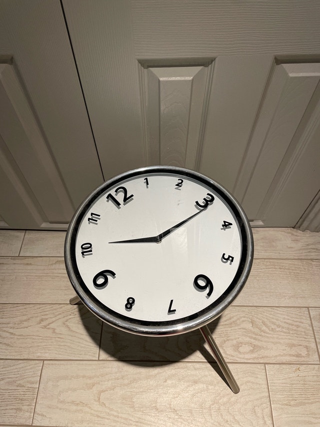 Clock table