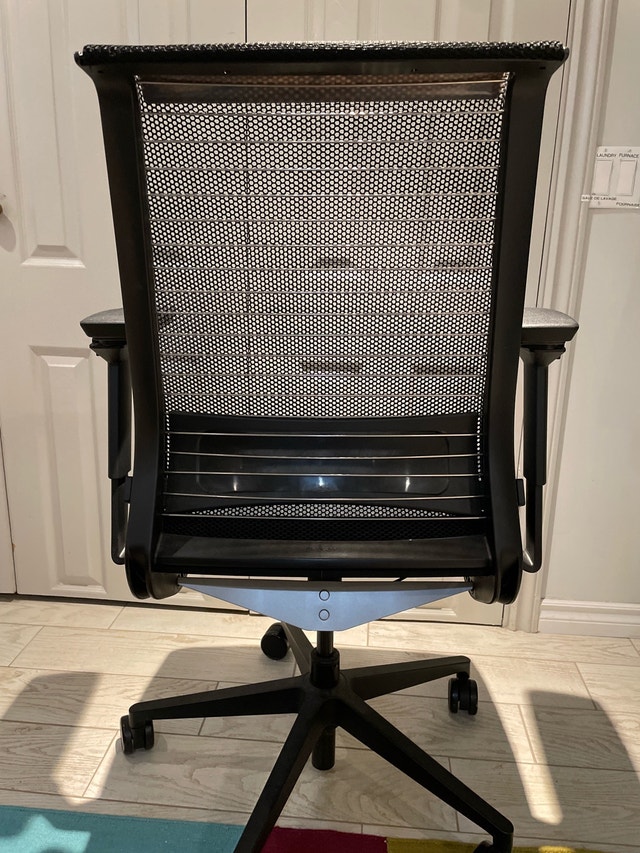 Ergonomic Office/Desk Chair - photo 2