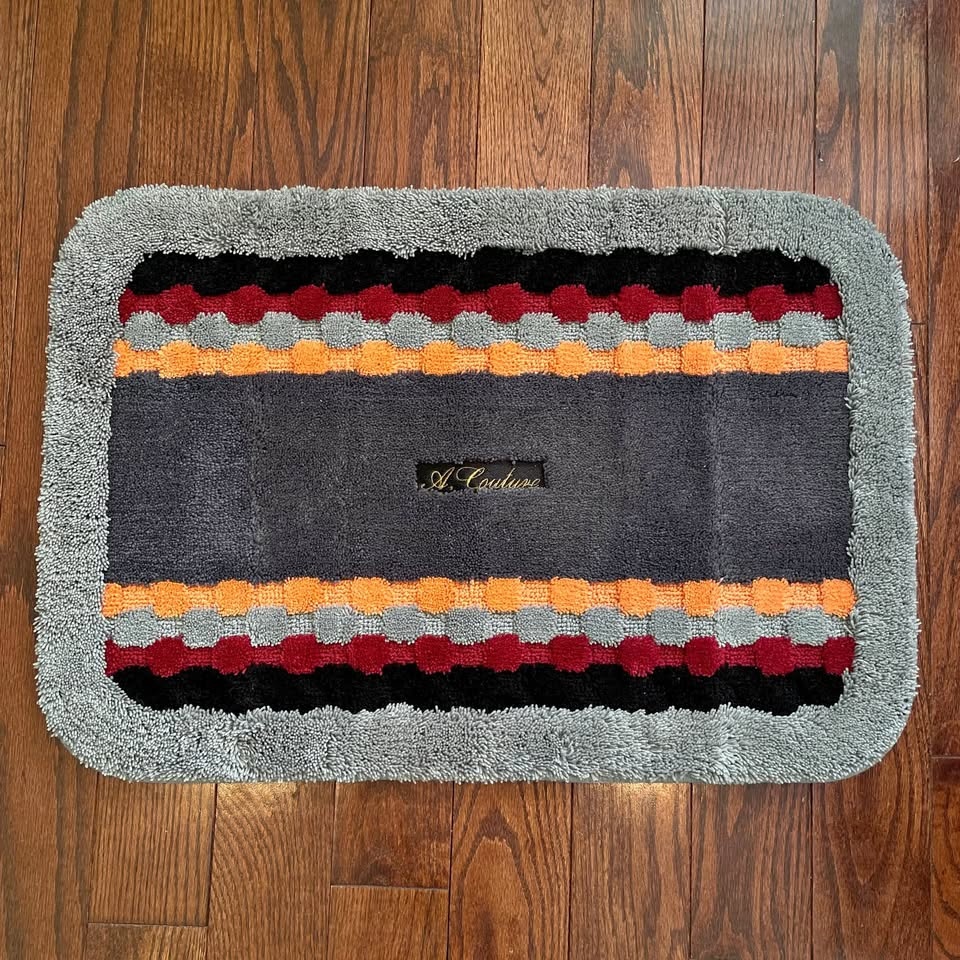 Gray & Orange Patterned Bath Mat