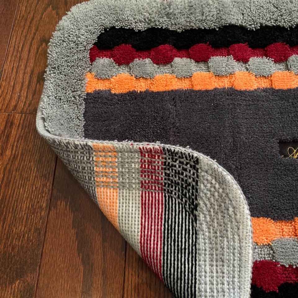 Gray & Orange Patterned Bath Mat - photo 4