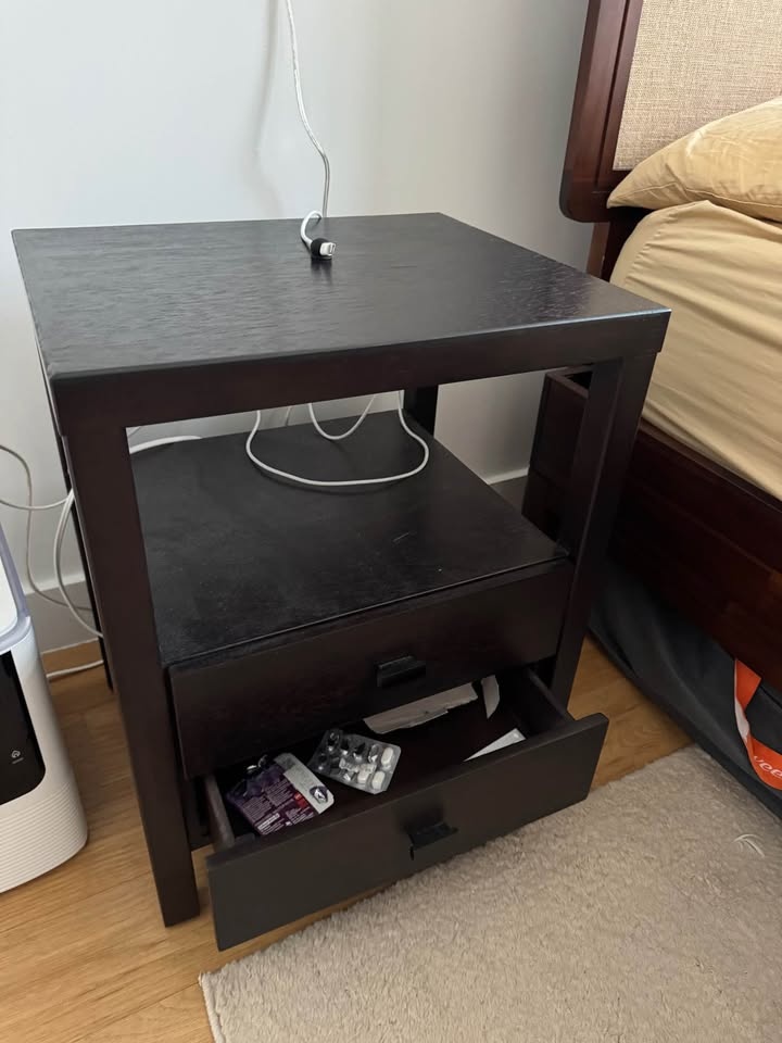 Bed side Table - photo 3