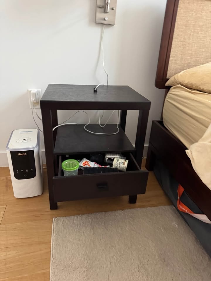Bed side Table - photo 5