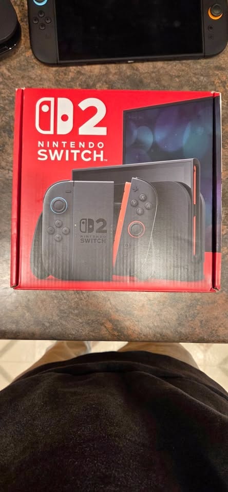Nintendo Switch 2, like new, perfect christmas gift!