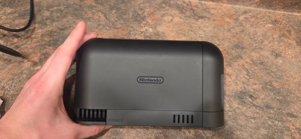 Nintendo Switch 2, like new, perfect christmas gift! - photo 4