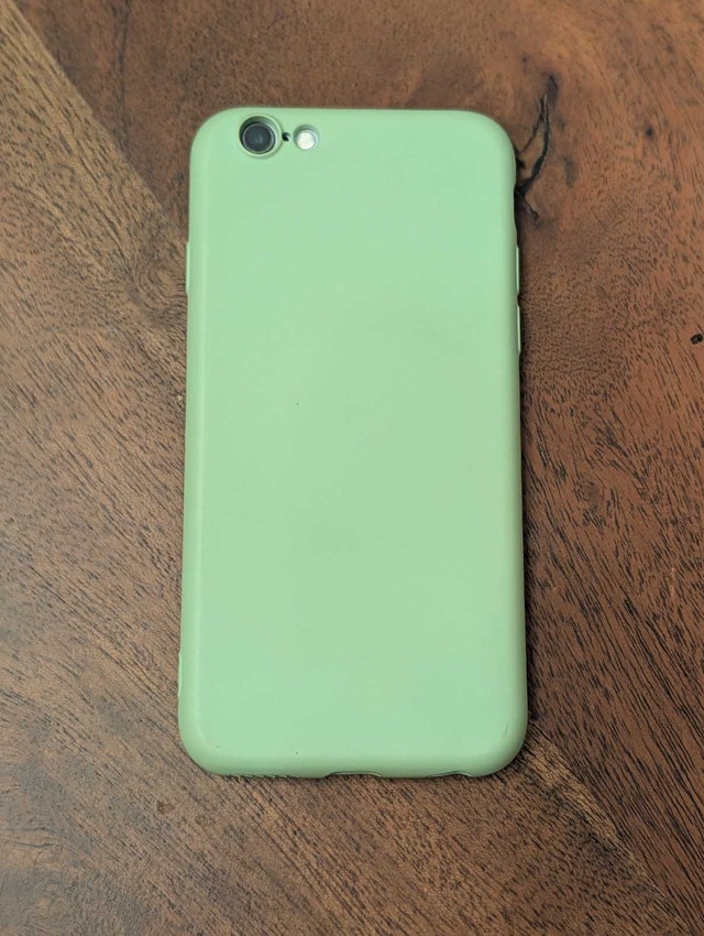 Apple iPhone 6s 16GB + Case - Great Condition - photo 5