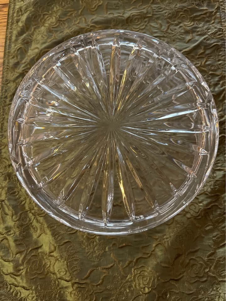 ✨ Genuine Bohemia Crystal Bowl — 8.5” Wide x 4” Tall ✨ - photo 3