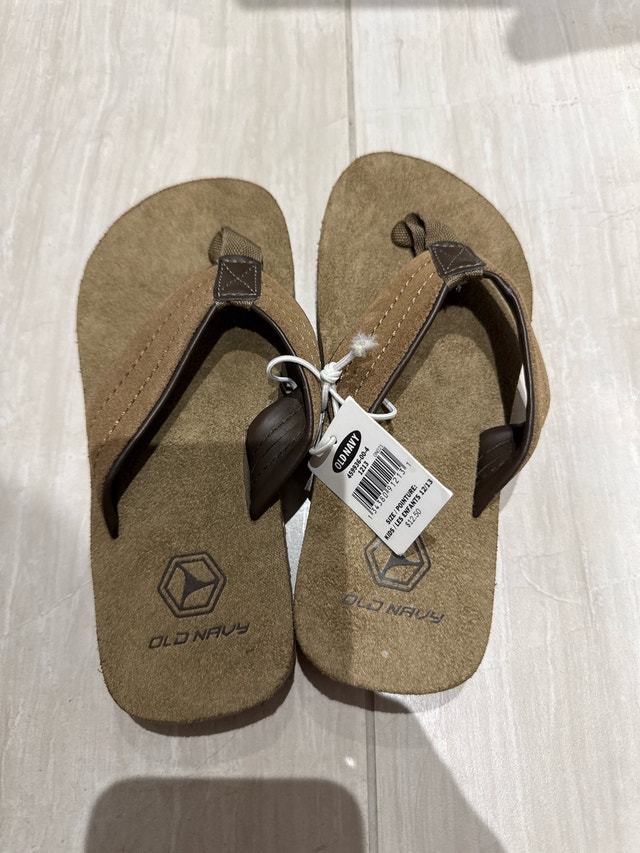 Old Navy Flip Flops - NEW