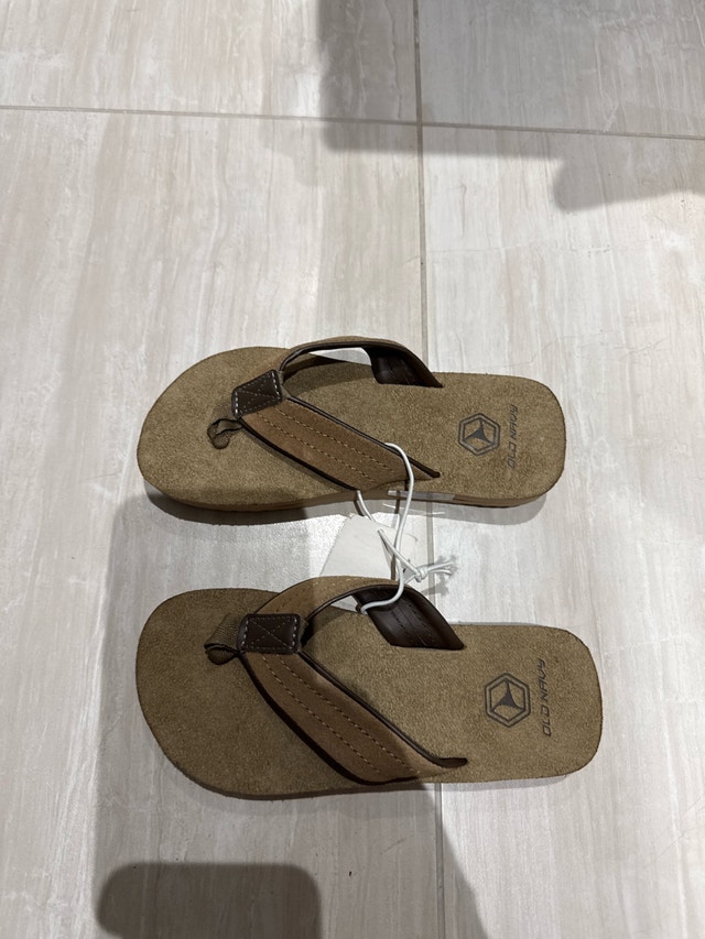 Old Navy Flip Flops - NEW - photo 2