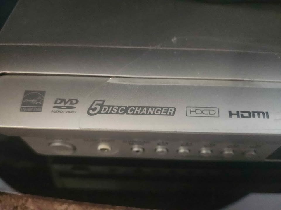 Panasonic DVD home theater sound system with speakers - photo 2