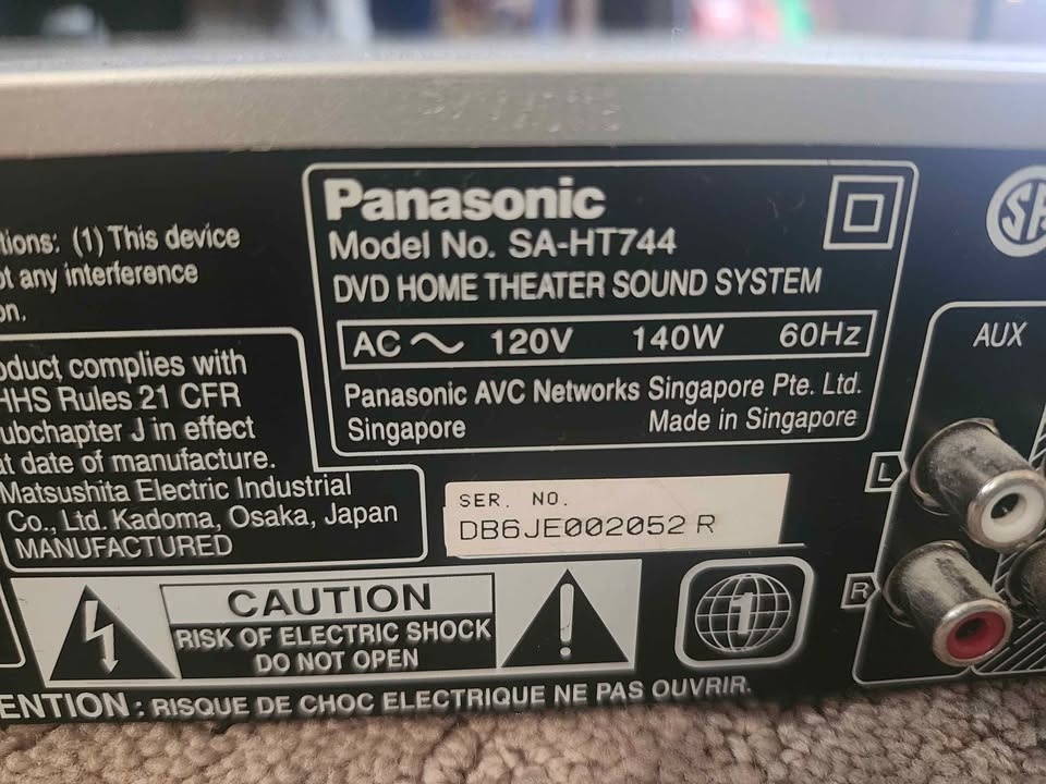 Panasonic DVD home theater sound system with speakers - photo 4