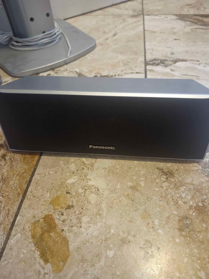 Panasonic DVD home theater sound system with speakers - photo 5
