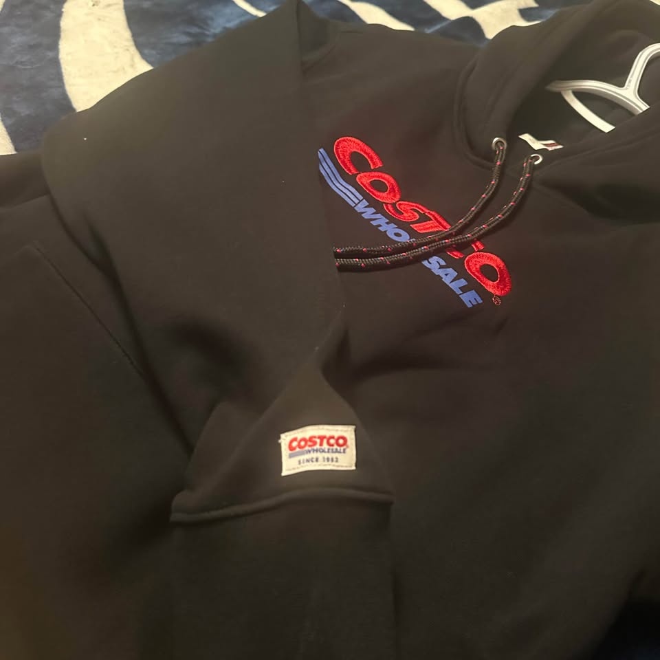 Costco hoodie/sweats never worn before - photo 3