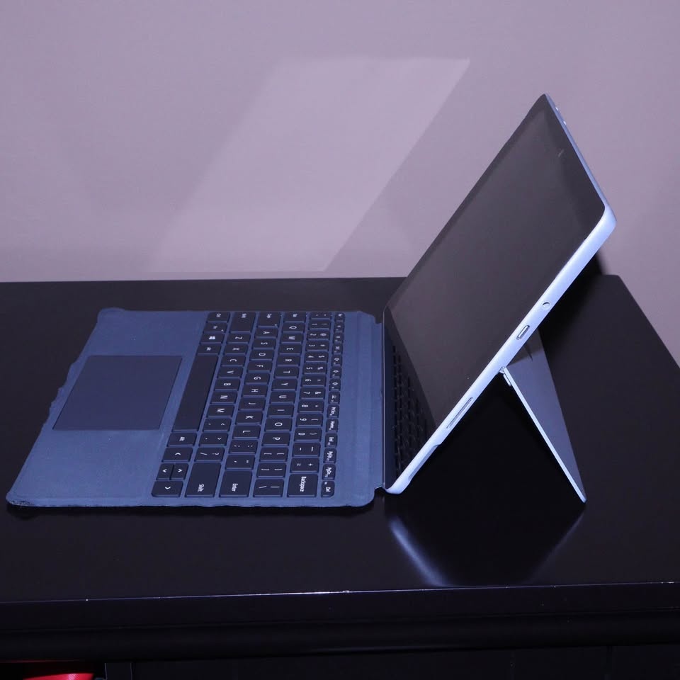 Microsoft Surface Pro 7 – 12.3” Touchscreen 64GB - photo 2