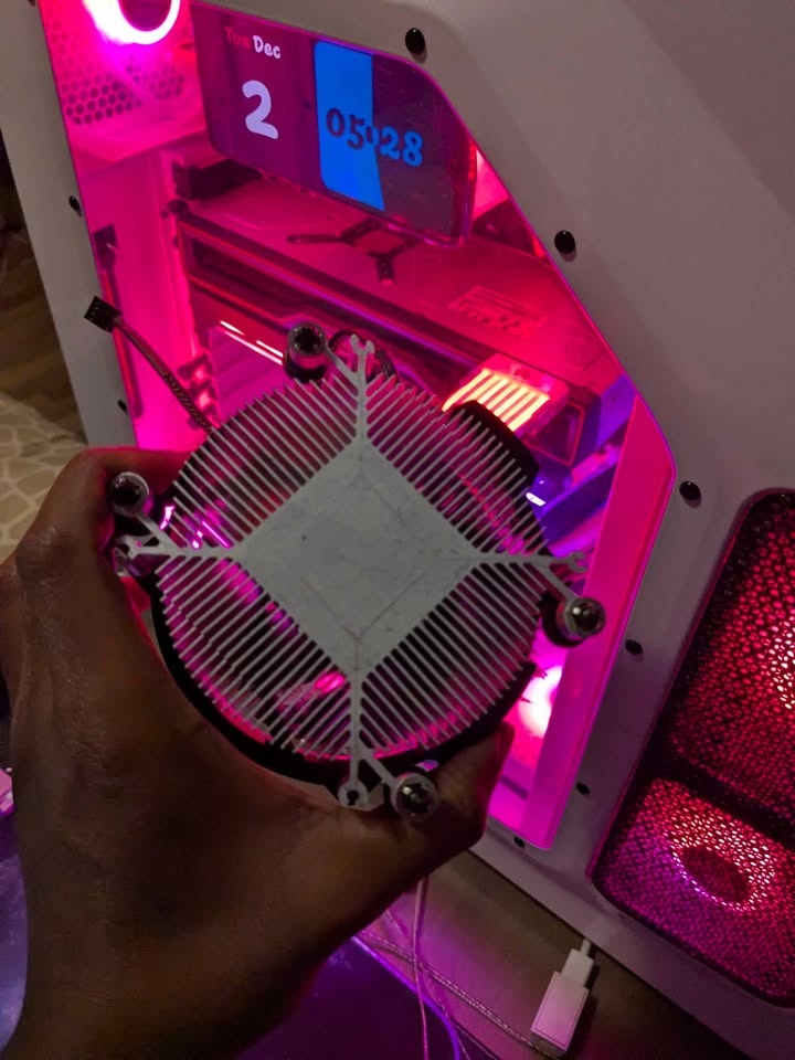 AMD stock cpu cooler BO - photo 3