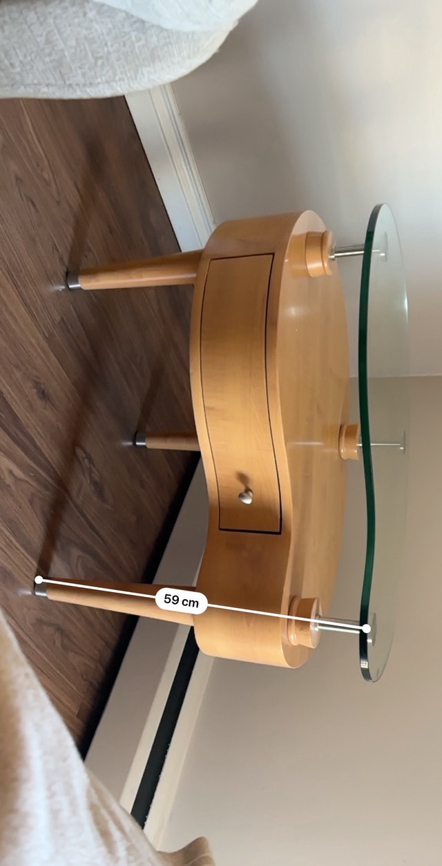 centre and side table - photo 5