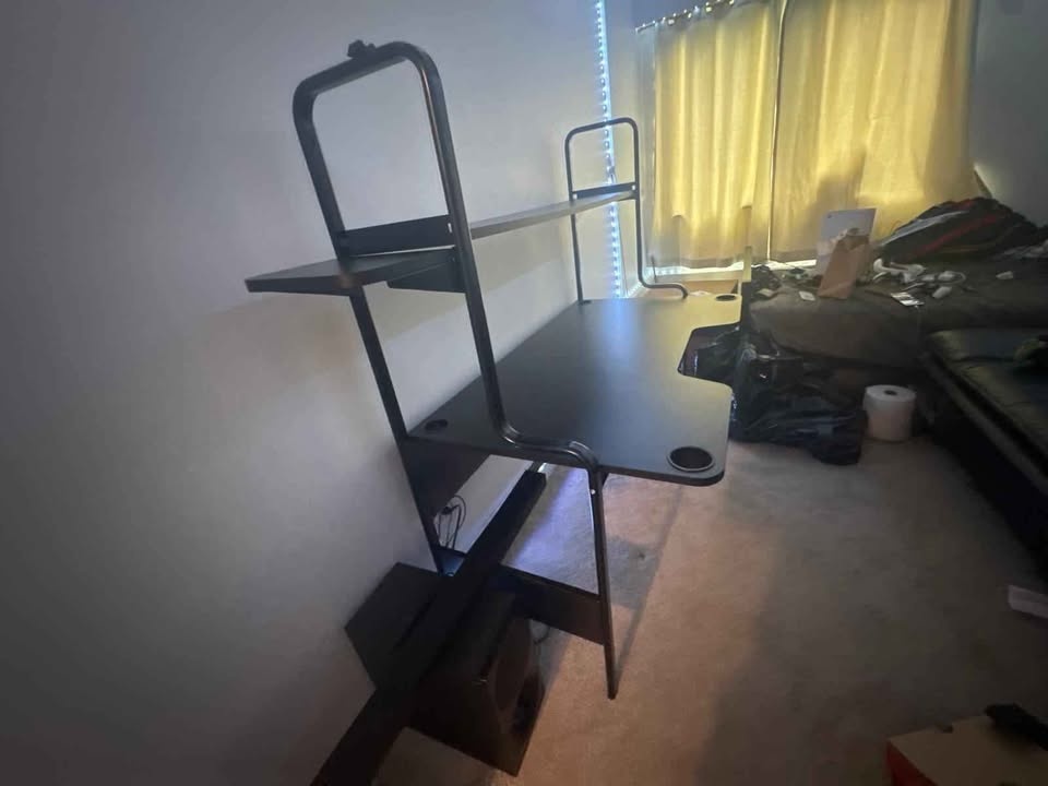 Gaming desk - photo 4