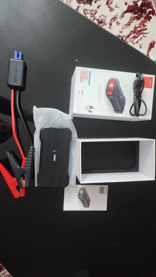Car jump starter - photo 2