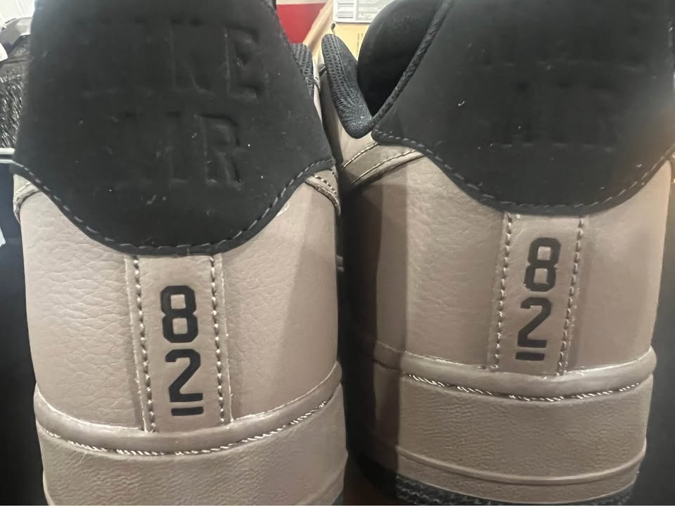 Nike Air Force 1 07 Dark Mushroom Size 13 - photo 3
