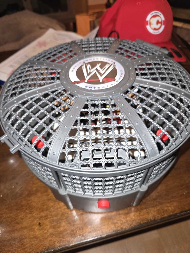 2008 Jakks Pacific Micro Wrestling Ring Set - photo 2